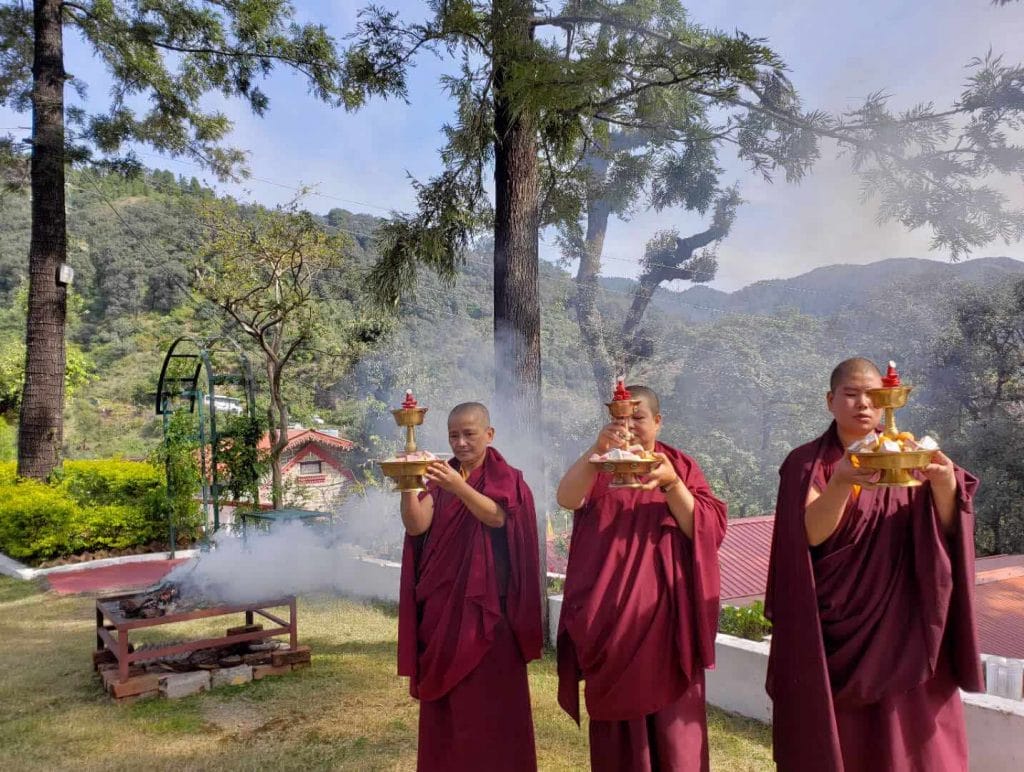 three-year-retreat-closing-strc-2018-17 Three Senior Nuns of Samten Tse Complete the Three-Year Retreat